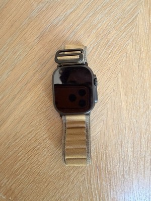 Apple Watch Ultra 2 49mm Black Titanium Case