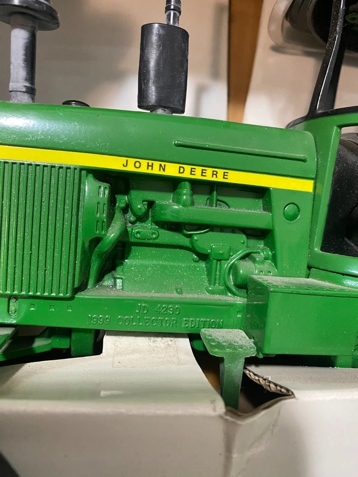 Tractor John Deere 4230 ERTL 1999 edición coleccionista #5132 1/16 fundido a presión Foto 4 de 4