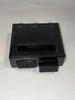 Radio Shack A & B Push Button RF Switch TV Antenna Cable Selector 2 Inputs