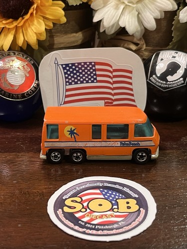 Hot Wheels Blackwalls 1976 GMC Motor Home Diecast Palm Beach USED EX Comdition - Picture 5 of 10