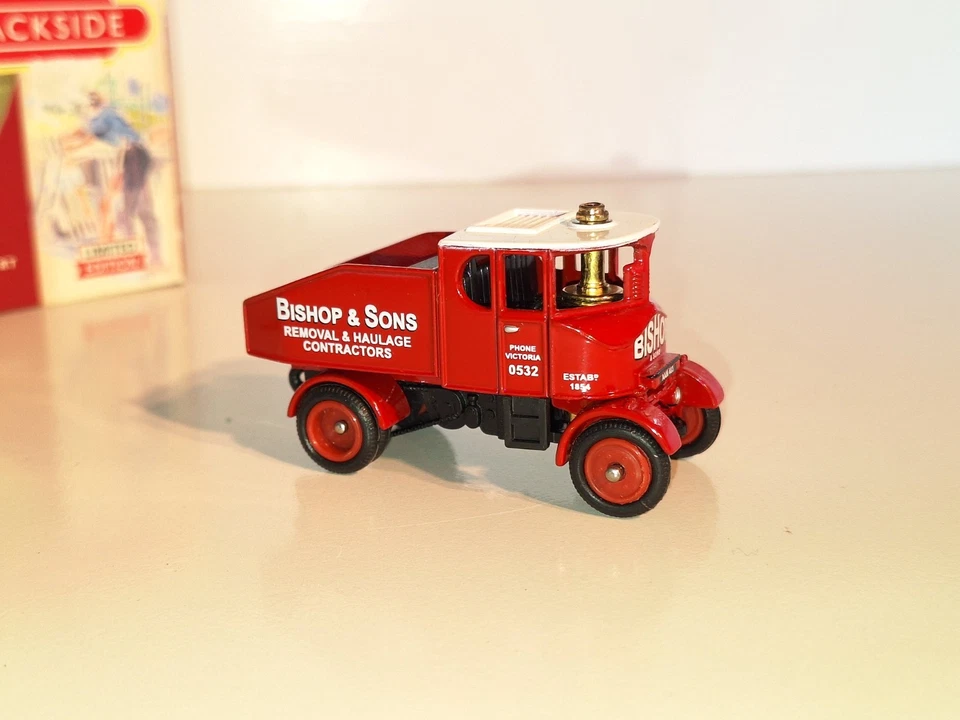 Lledo Days Gone DG106001-Ltd Ed. Sentinel Ballast Tractor. 1:76 scale. New cond - Image 3 of 4