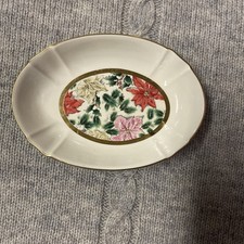 Vintage Elegant Christmas Soap Trinket Dish Poinsettia Floral Gold Trim