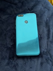 Motorola Moto E6 Play silber entsperrt 32GB 5,5" 13MP 2GB RAM Android Smartphone