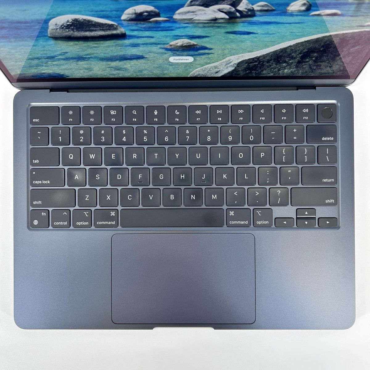 MacBook Air 13 Midnight 2022 3.49 GHz M2 8-Core CPU 10-Core GPU