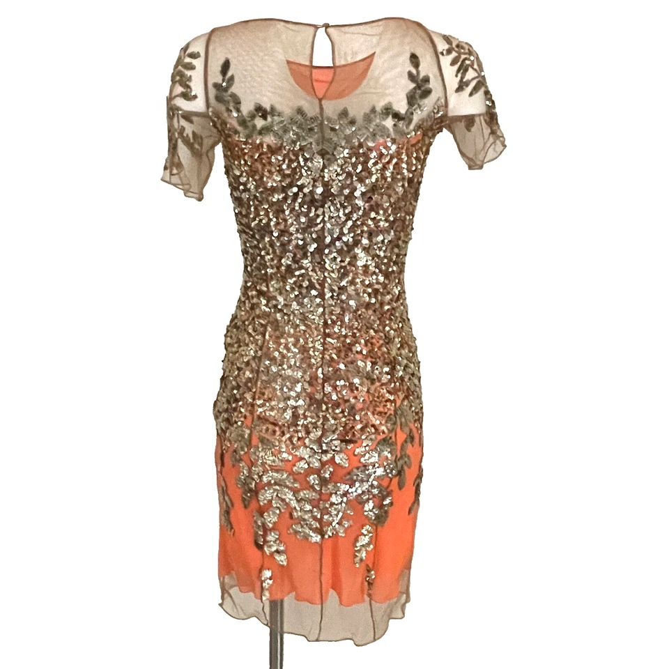 Autêntico Vestido/Vestido de Coquetel BLUMARINE Lantejoulas Frisadas Manga Curta Enfeitado - Imagem 2 de 4