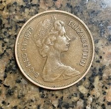 RARE 1971 ~ 2 NEW PENCE ~ British Elizabeth II Coin