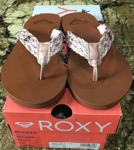 roxy rose gold flip flops