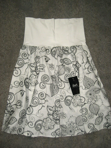 NEW Duet maternity womens pull on Small skirt white black full belly coverage