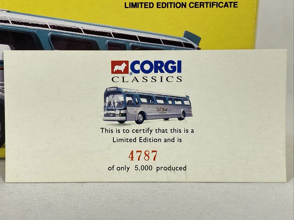 Corgi Classics 1:50 Scale D.C. TRANSIT FISHBOWL BUS 54601 w/ MIRRORS & CERT NIB - Image 3 of 4
