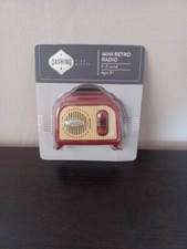 Mini Retro Radio Hi-fi Sound Battery Power Auto Scanning Dashing Fine Gifts