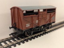 Bachmann Branchline 37-712A BR 8-Ton Cattle Wagon – OO Gauge