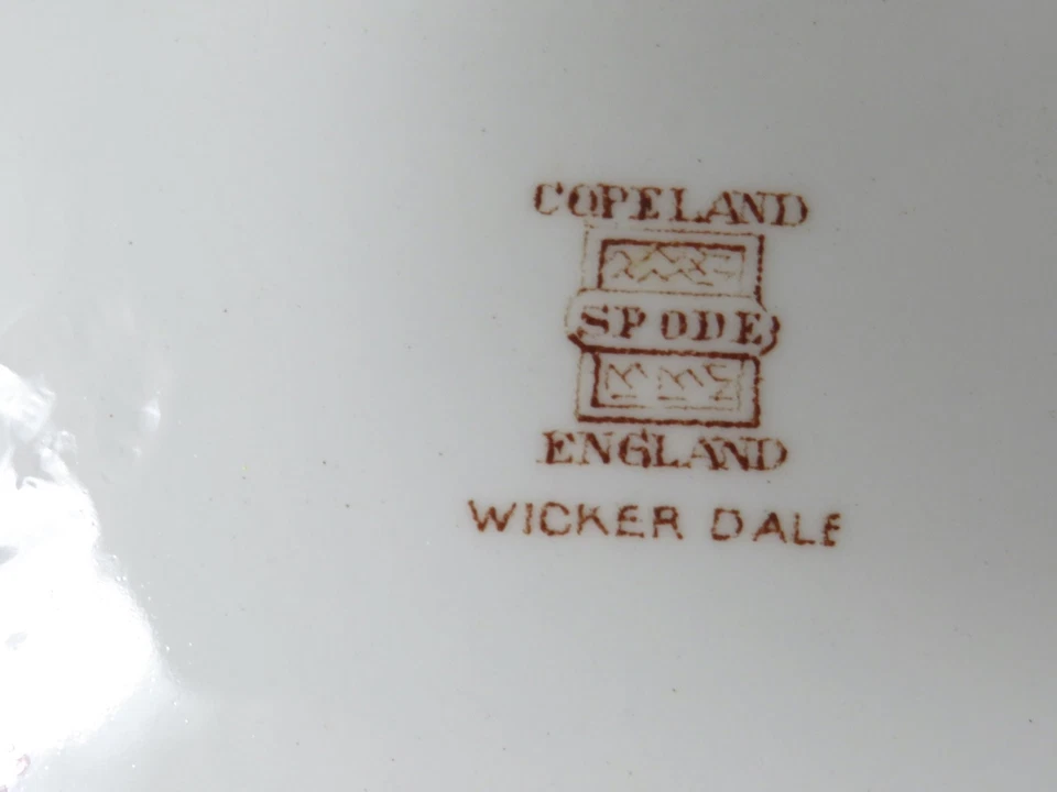 6 Spode Wicker Dale Floral Chelsea Wicker Square Salad Plates 7 5/8" England HTF - Image 3 of 4