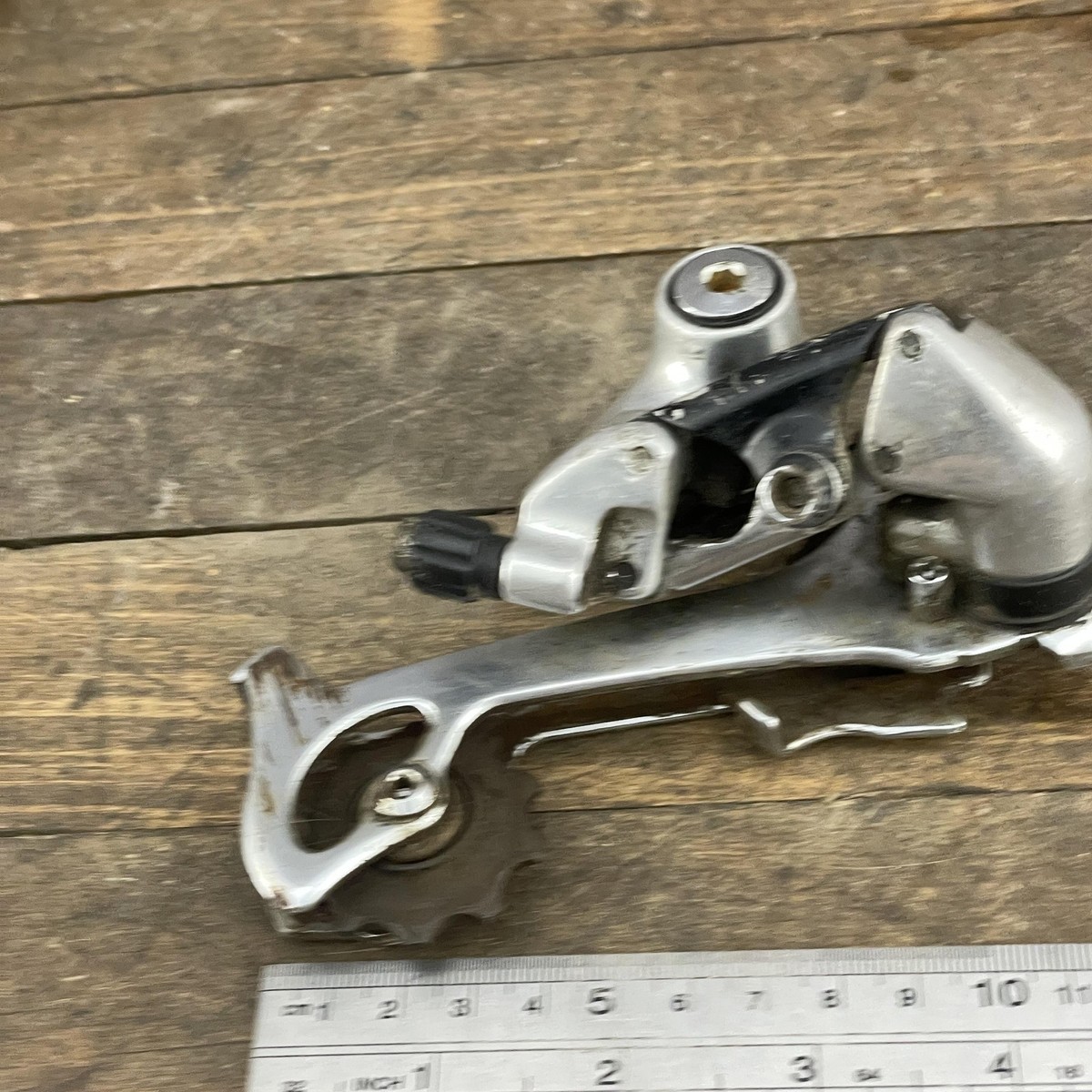 Dérailleur Arrière Vintage Shimano Deore LX RD-M550 – 7 Vitesses, Cage Longue, Made In Japan (1992)