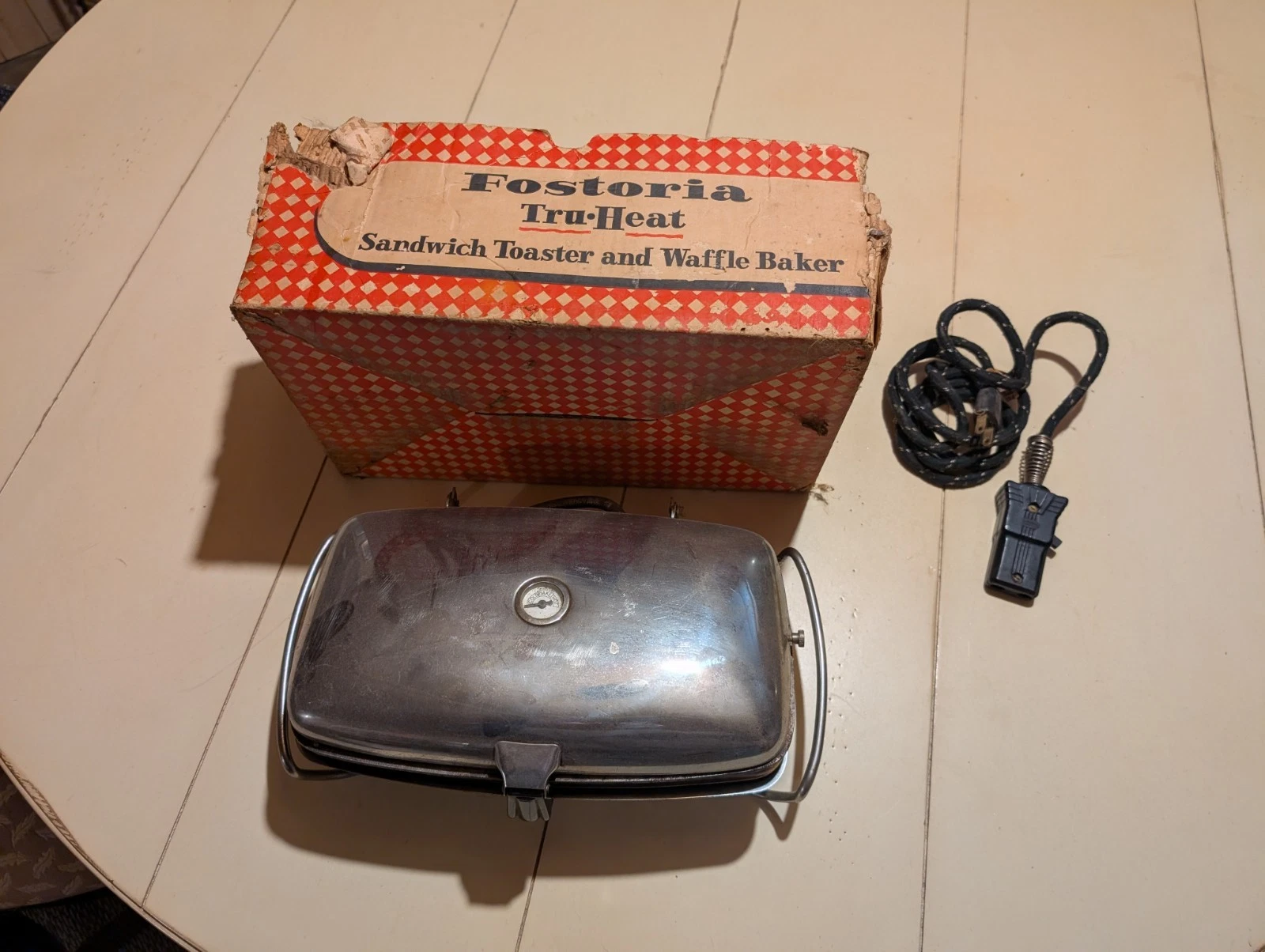 Vintage Fostoria Sandwich Toaster