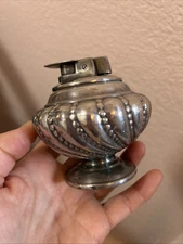 Vintage Silver Controle Round Ladies Elegant Victorian Cigarette Lighter Tobacco