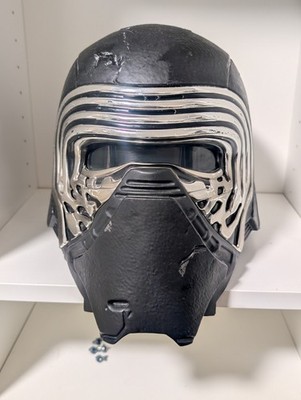 Star Wars Black Series Kylo Ren Hasbro Electronic Voice Changing Helmet