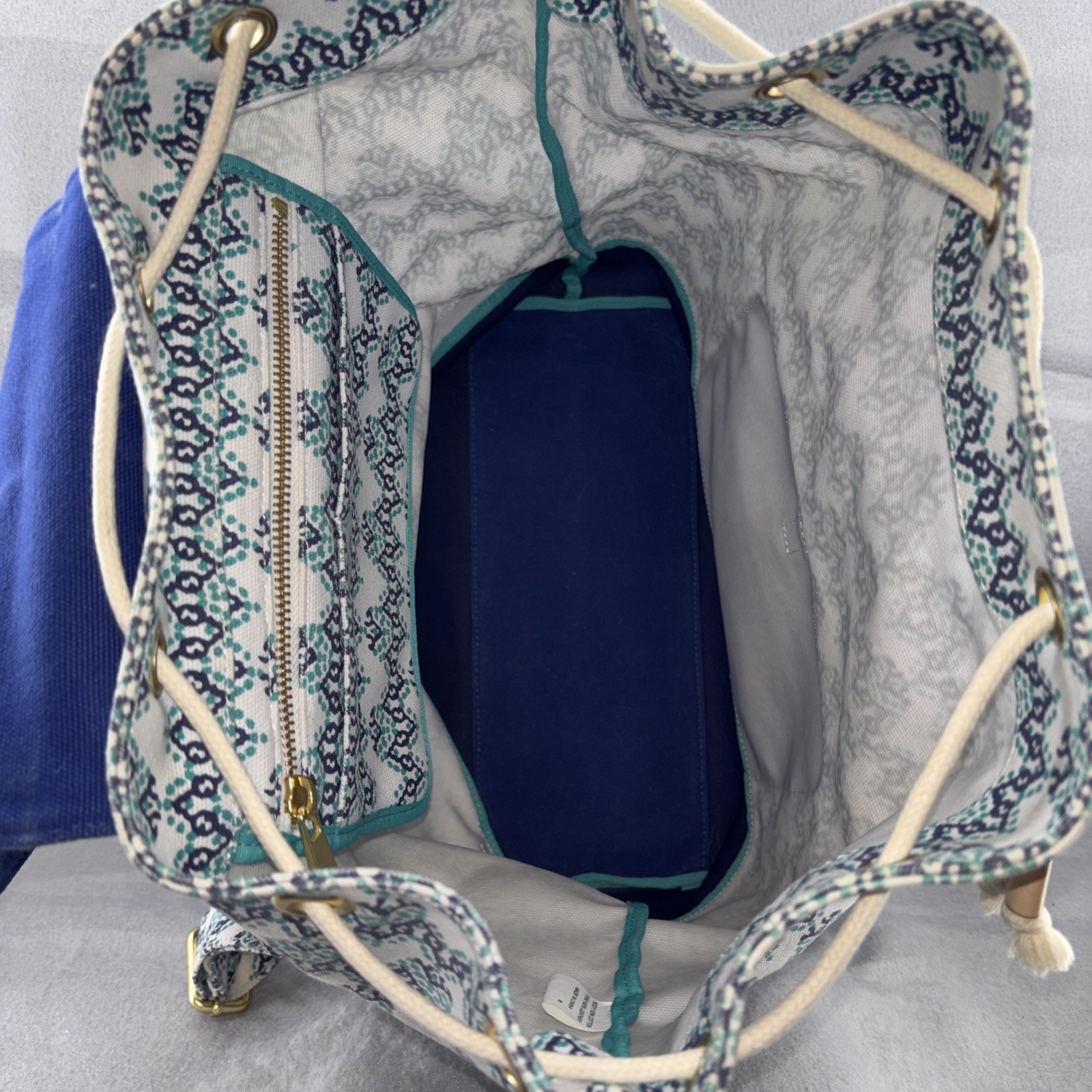 Vineyard Vines Cotton Drawstring Backpack Blue Te… - image 15