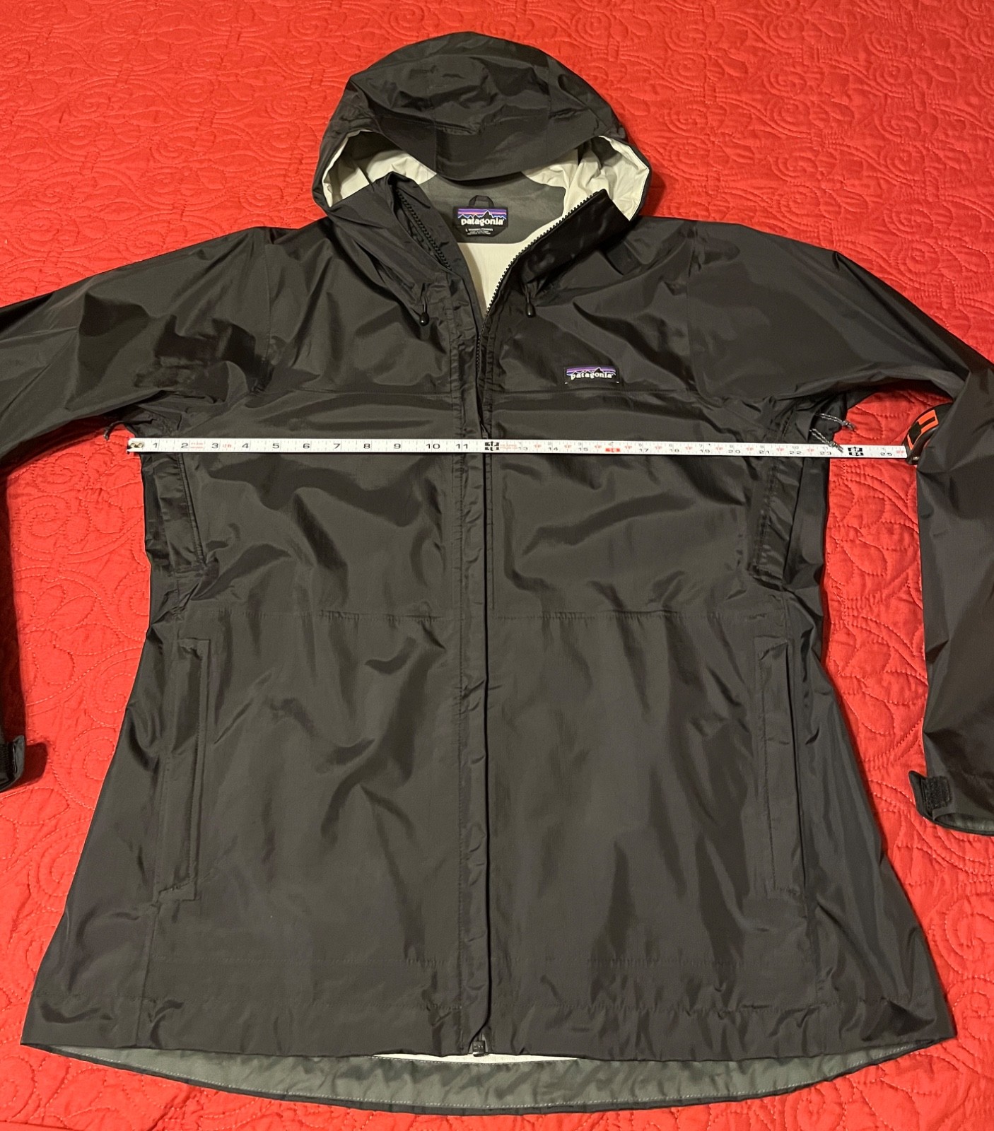 Patagonia Womens LARGE H2No Torrentshell Rain Shell BLACK Jacket NWOT image 5