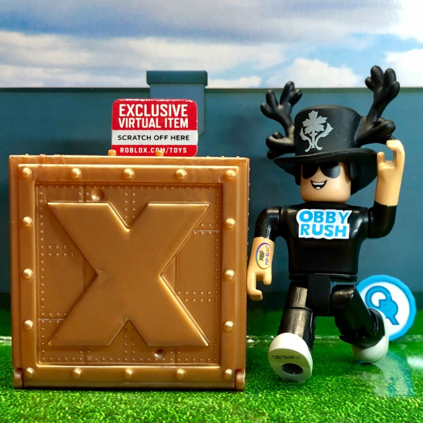 Roblox Series 8 Mystery Box BRONZE Cube Kids Toys Figures Pack+