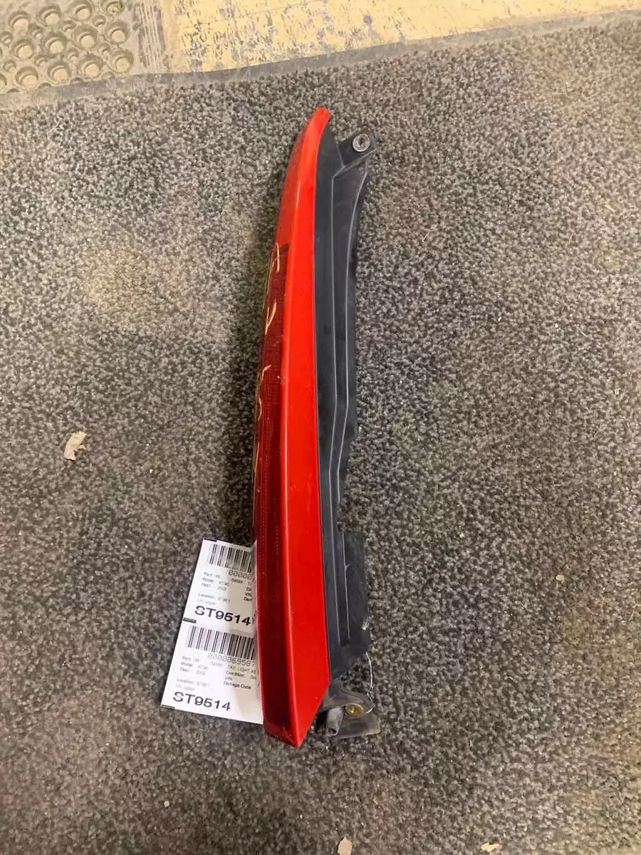 Volvo xc90 upper cheap tail light replacement