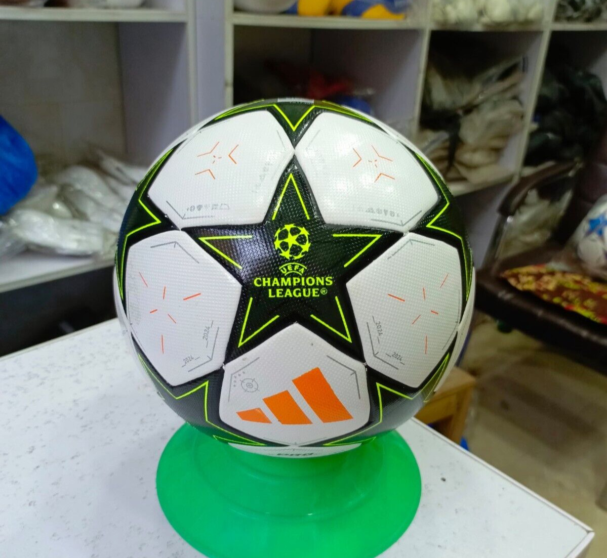 Adidas Champions League PRO 2024/25 OFFICIAL MATCH BALL