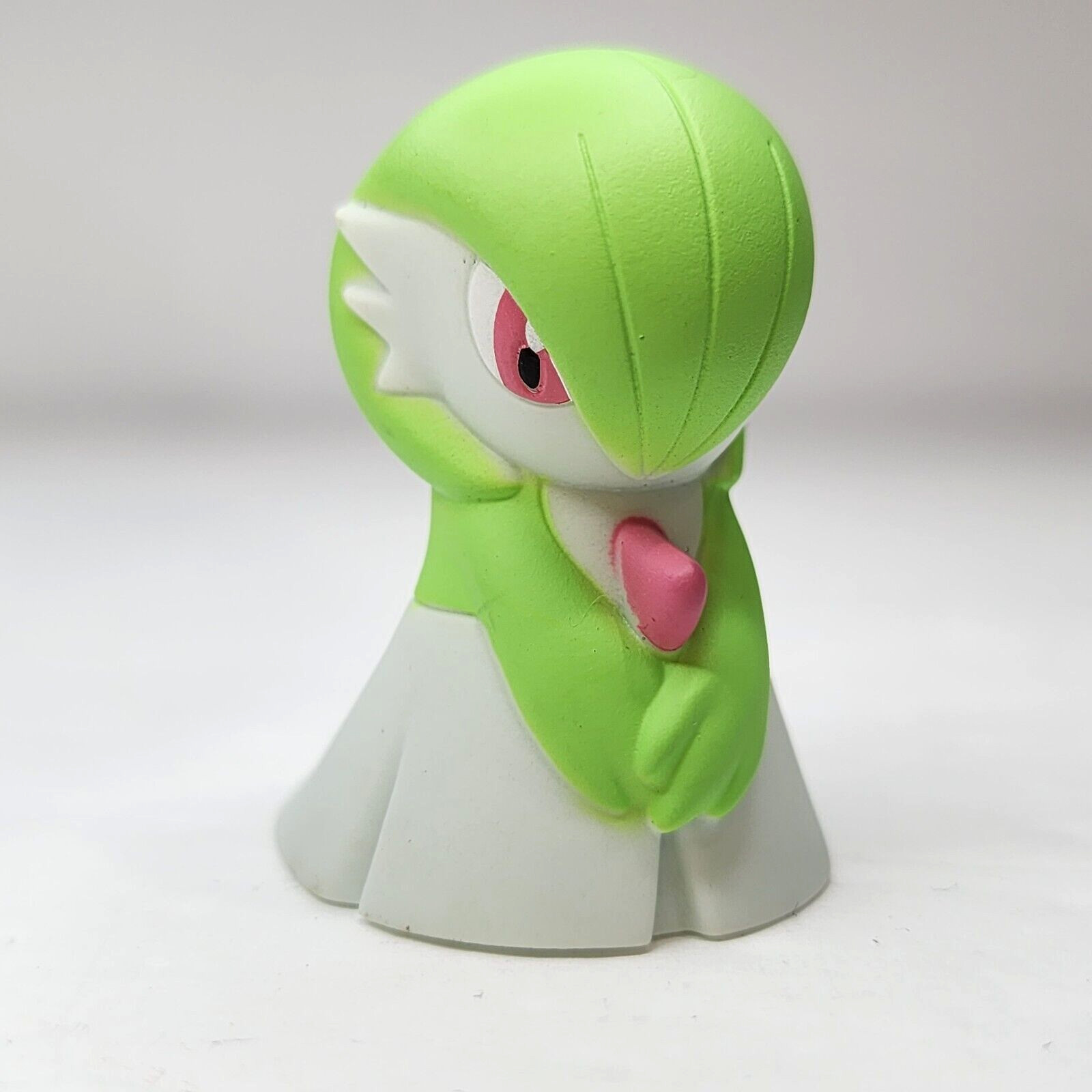 2022 Pokemon 1.5" Gardevoir Figure Finger Puppet Bandai