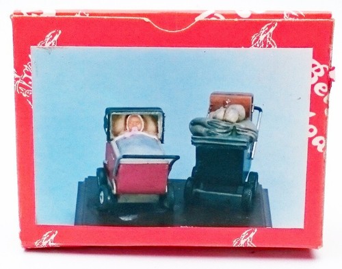 RARO Y NUEVO SIN PINTAR KIT 1/35 BELGO MODELS Nº R 002 KIT BABY CARRIAGE LANDAU - Imagen 3 de 3