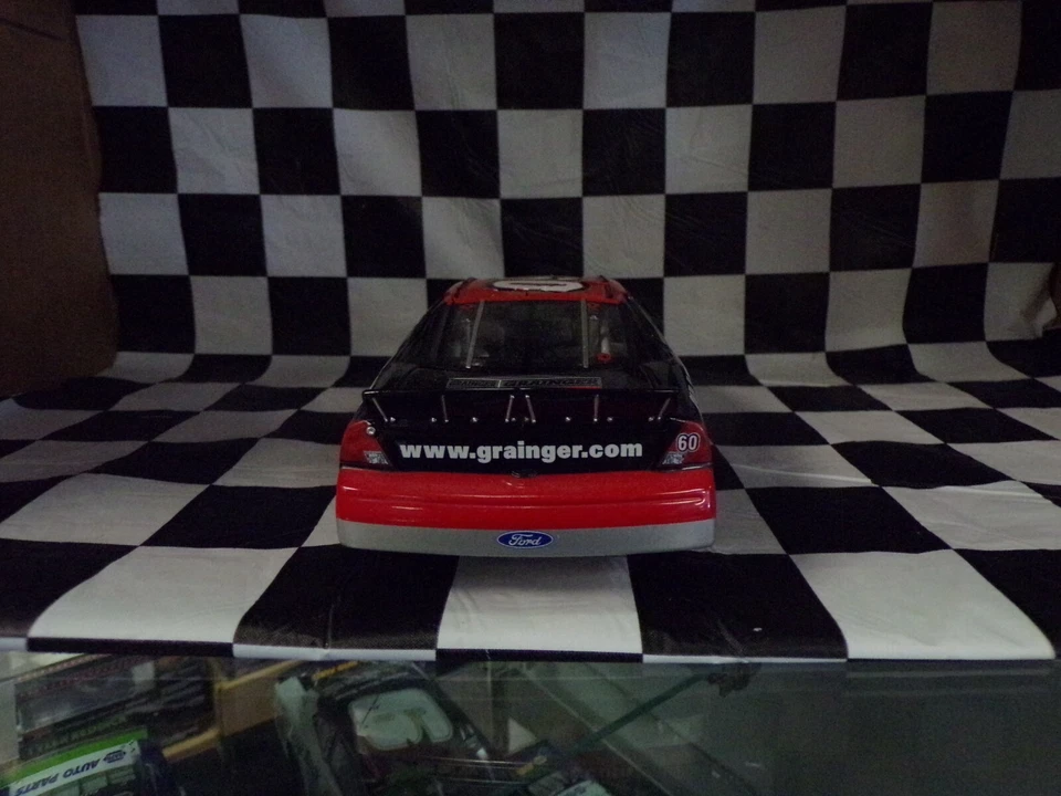 Team Caliber Preferito Greg Biffle 2002 # 60 Grainger 1:24 1 Di 5.460 - Immagine 4 di 4