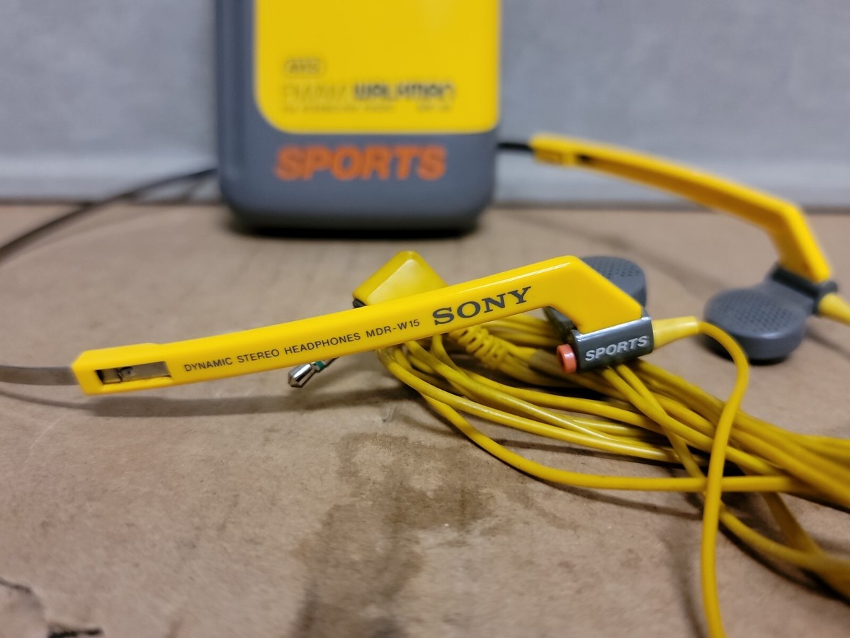 [可動品]ビンテージソニースポーツイヤホン sonysports MDR-W15 Vintage Sony Sports Wired Stereo Dynamic Headphones - Yellow (MDR