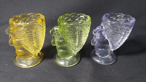 lot of 3 Fenton Glass Bunny Rabbit Egg Cup Toothpick Holder lot of 3 vintage