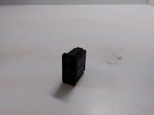BMW 5 E39 Schalter zur Einstellung der Scheinwerferhöhe 8360460 2.50 28394912