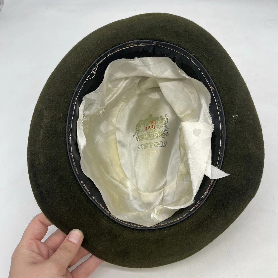 De colección Stetson Fedora Sombrero Verde Oliva Terciopelo Fieltro Lana Mafia Elegante Cuerda Cinturón Foto 3 de 4
