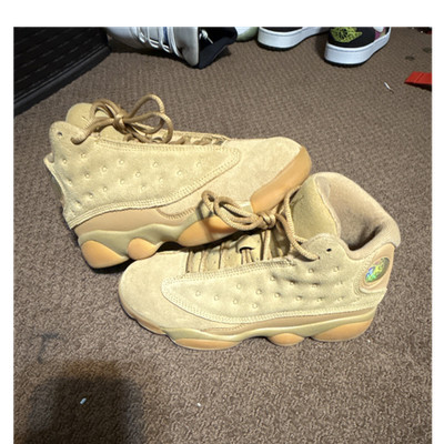 Jordan Air Jordan 13 Mid Top Suede Tan Youth 2.5Y Sneaker 414575-705