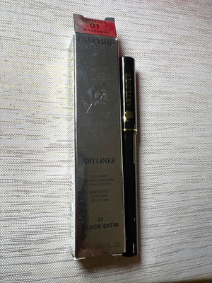 New! Lancôme Artliner Gentle Felt Eyeliner Bold Line 01 Black Satin 1.4ml .047oz