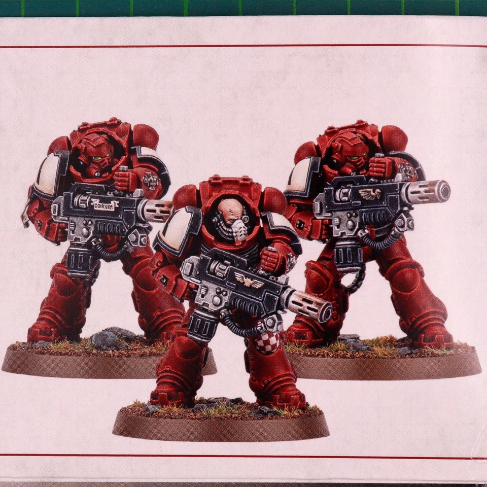 Space Marines Würdenträger des Ordens Einzelfiguren Warhammer 40.000 - Bild 3 von 4