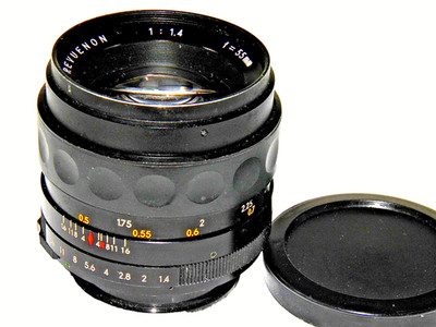 SUPER OBJEKTIV 1,4/55 mm REVUENON TOMIOKA BESTZUSTAND M42 PRAKTIK/PENTAX TOP !