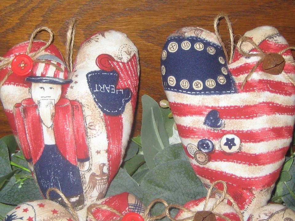 Decoração Patriótica 6 Corações Tecido Americano Feito à Mão 4 de Julho Enchimentos de Tigela - Imagem 3 de 4