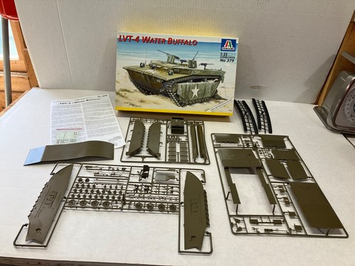 ITALERI 1/35 SCALE LVT-4 WATER BUFFALO MILITARY TANK MODEL KIT - Picture 4 of 5