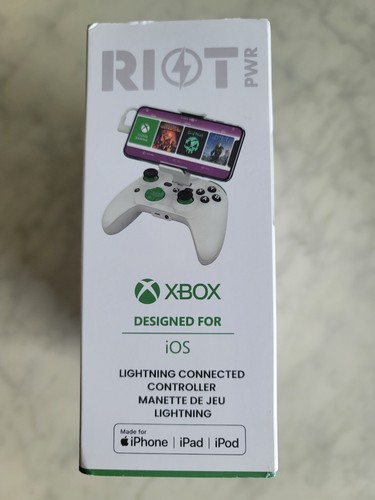 RiotPWR - Cloud Game Controller for iOS (Xbox Edition) - White - Picture 2 of 13