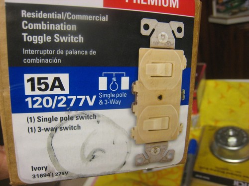 3 yes 3 Eaton 275V-BX-LW IVORY Combo Single pole & 3-way switch 15A 277V I - Picture 8 of 8
