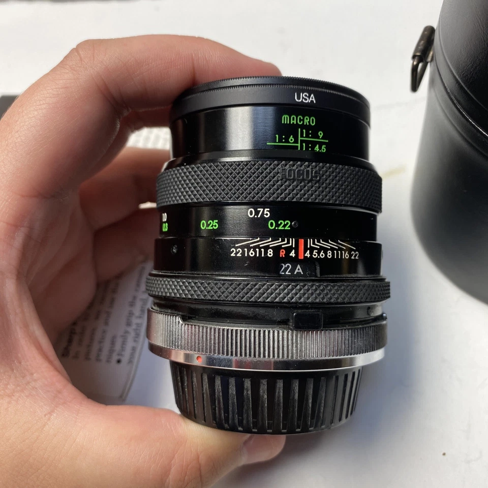 Sigma Mini-Wide Angle 28mm 1:2.8 f=28mm w/ Case And Manual - Image 3 of 4