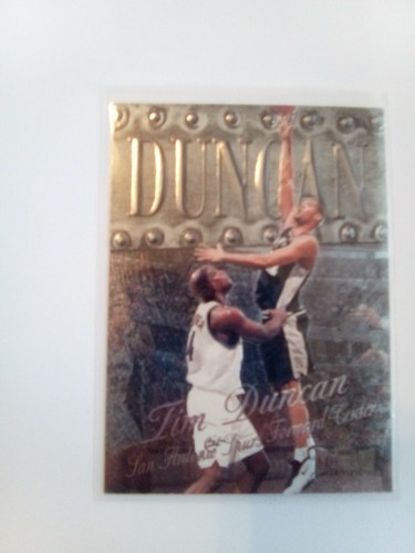1998 98-99 Skybox Metal Universe Tim Duncan #35, San Antonio Spurs - 第 2/4 張圖片