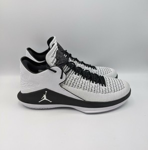 jordan preto e branco