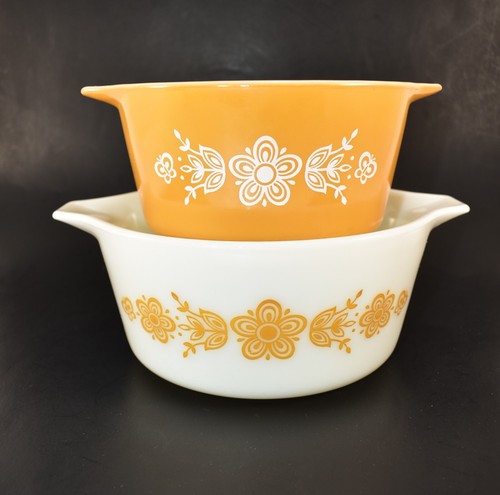 SET CASSERUOLA NIDIFICAZIONE PYREX FARFALLA ORO 2 PEZZI 474-B 473-B SENZA COPERCHI - Foto 1 di 9