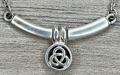 Signed KH Kit Heath Vintage Sterling 925 Irish Celtic Knot Dangle Bar Necklace