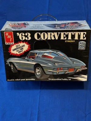 AMT 1963 Chevy Corvette 1:25 Scale Model kit, New, Sealed, # AMT861/12