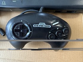 Sega Genesis Console Fighting System Model 1 w/Box Controller & Cables Tested