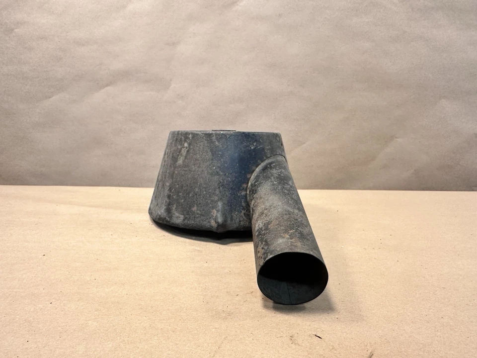 MG MGB Air Filter Housing - Image 2 of 4