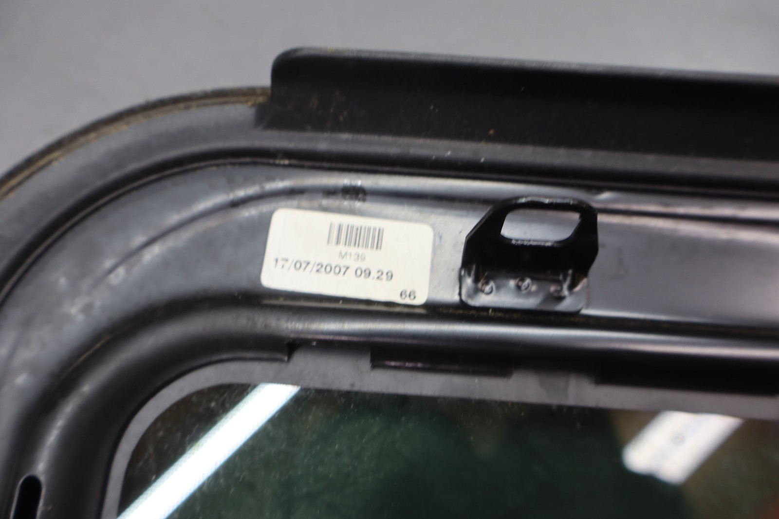 03-13 Maserati Quattroporte S GT S M139 Sunroof Sun Roof Glass Oem