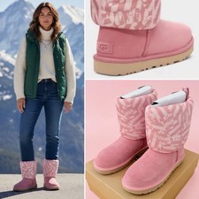 UGG AUSTRALIA CLASSIC SHORT JERSEY STRIPE Women s Boots Size 7 Blus